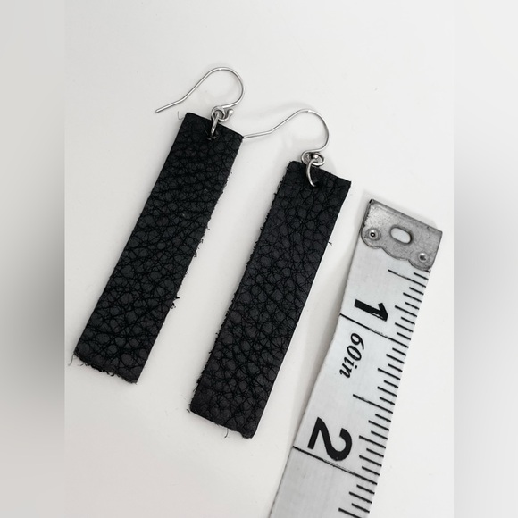 Minimalist Leather Drop Earring | Black - Picture 2 of 2